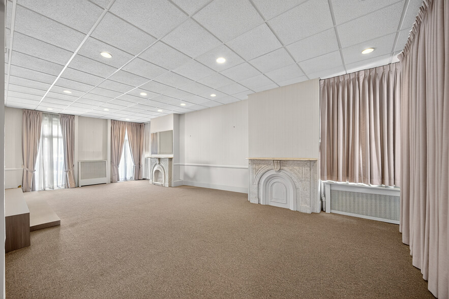 More Photos Of 59 Montgomery St, Poughkeepsie Funeral Home For Sale