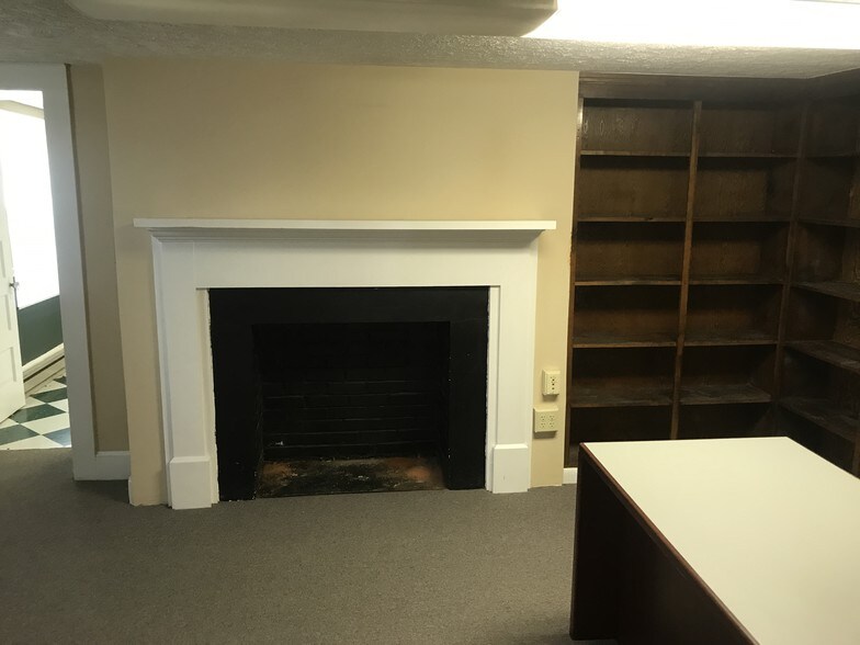 More Photos Of 9064 Courthouse Rd, Spotsylvania Office For Lease