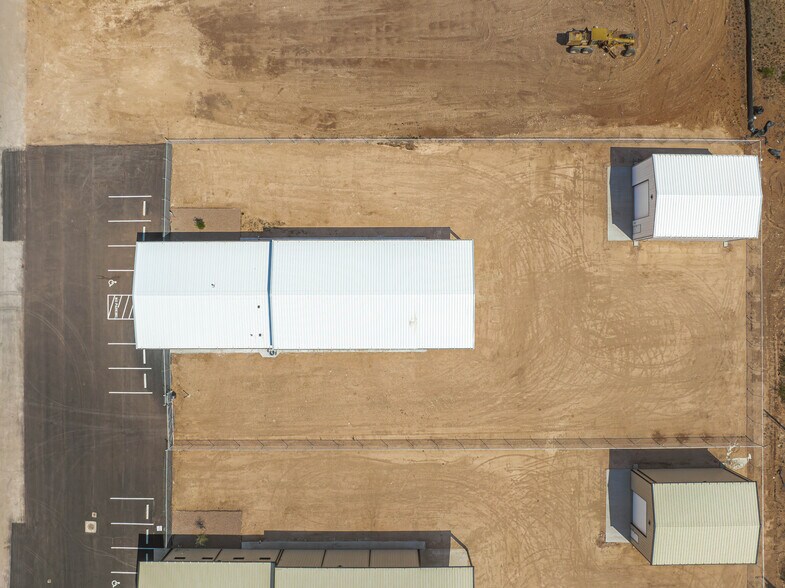 More Photos Of 1712 FM 1788, Midland Warehouse For Lease