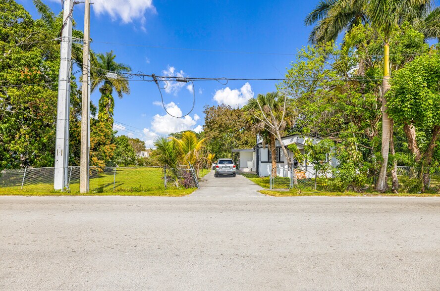 More Photos Of 219 NE 141st St, Miami Land For Sale