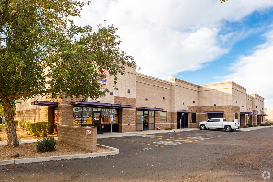 More Photos Of 7900 N 70th Ave, Glendale Warehouse For Sale