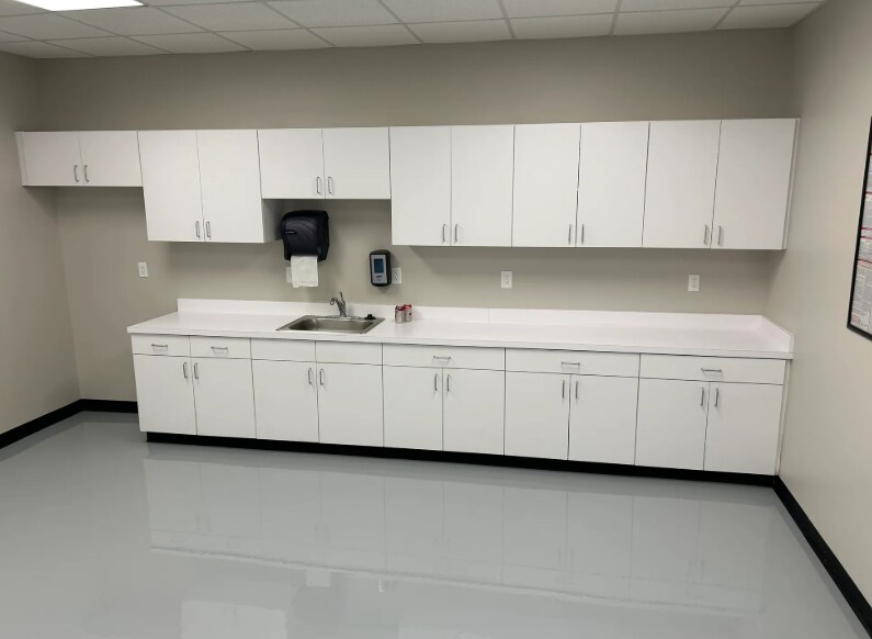 More Photos Of 850 Glaspie St, Oxford Warehouse For Sale