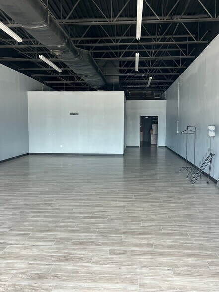 More Photos Of 2222 Patterson St, Greensboro Unknown For Lease