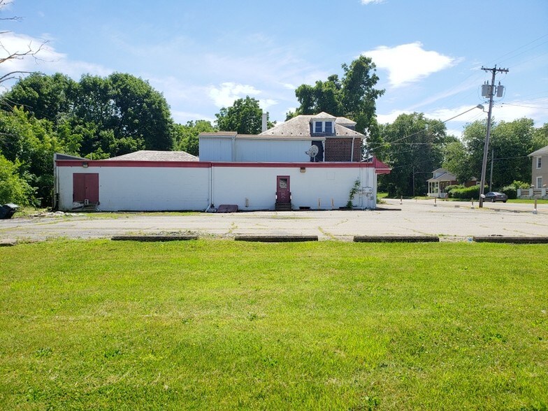 More Photos Of 2477 State Route 57, Stewartsville Storefront Retail Residential For Lease