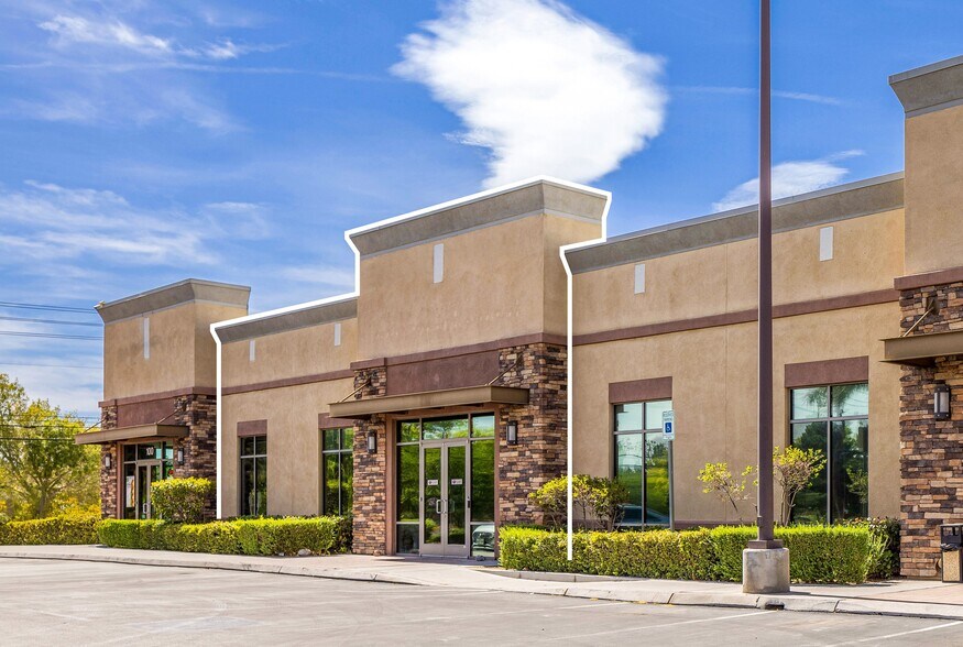More Photos Of 6889 S Eastern Ave, Las Vegas Storefront For Sale