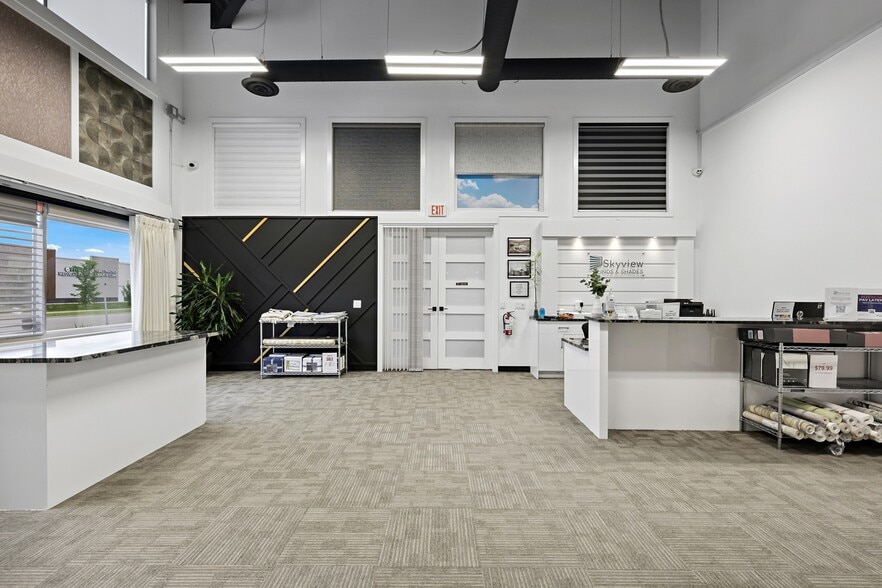 More Photos Of 10985 38th St NE, Calgary Warehouse For Sale