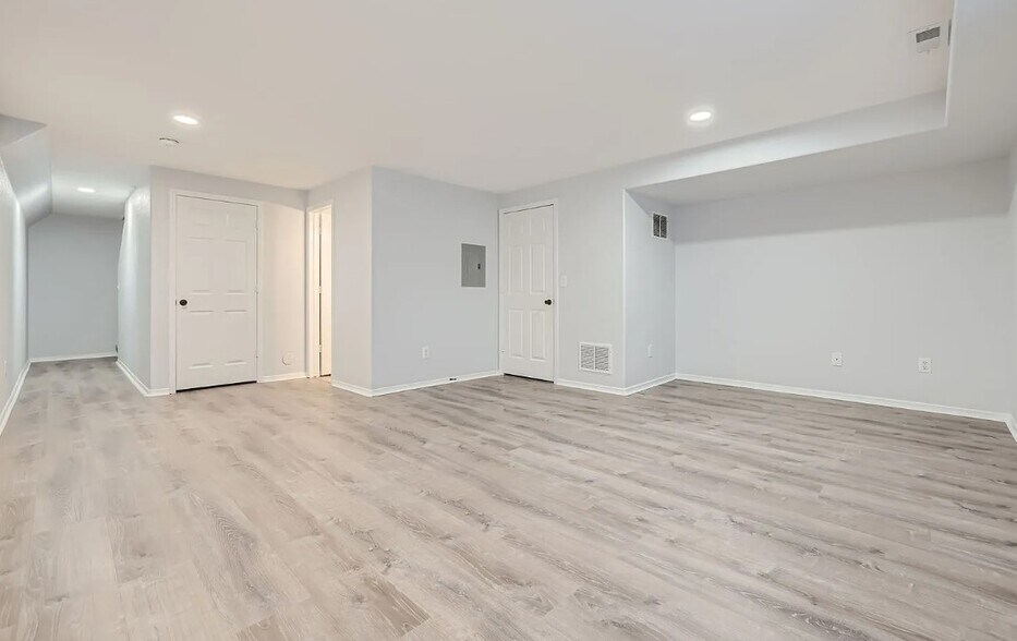 More Photos Of 5925-5943 University Village Vw, Colorado Springs Apartments For Sale