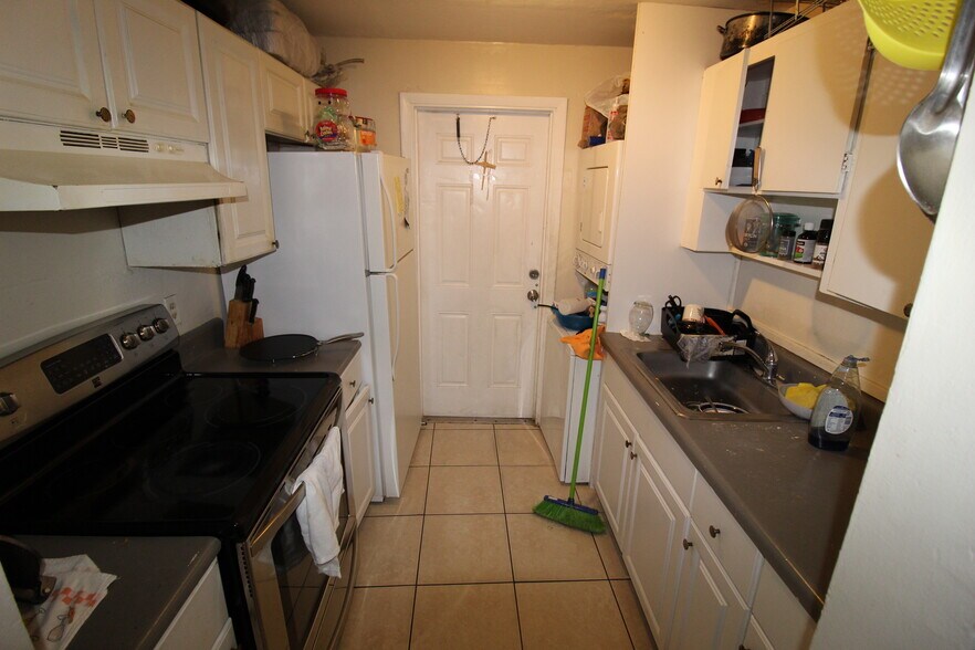 More Photos Of 7525 NW 44th Court, Coral Springs Apartments For Sale