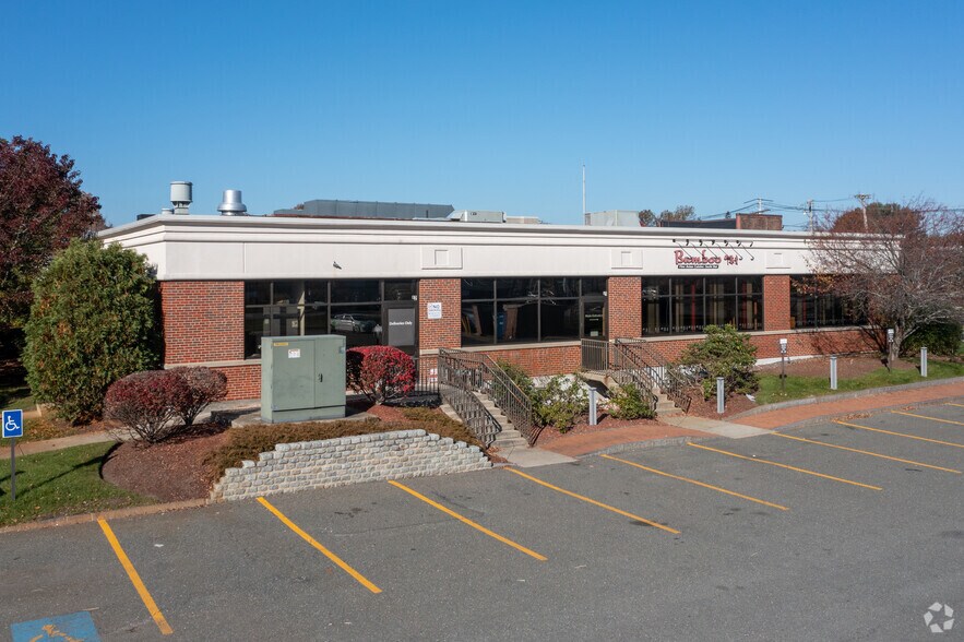 More Photos Of 213 Burlington Rd, Bedford General Retail For Lease