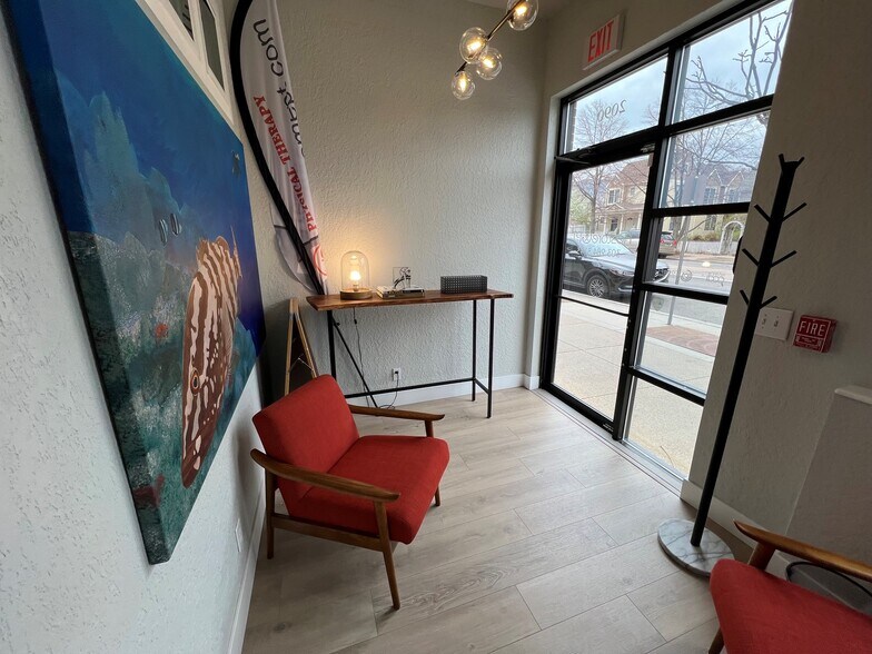 More Photos Of 2090 Pearl St, Boulder Office For Lease