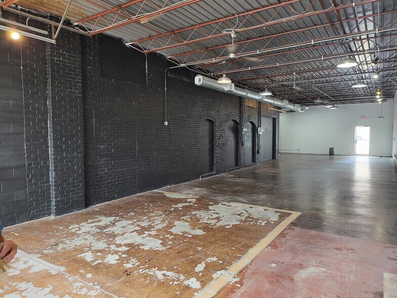More Photos Of brewers alley in the crossroads., Kansas City Office For Lease