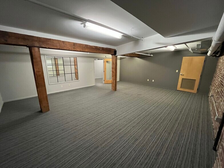 More Photos Of 20-36 Danforth St, Portland Light Distribution For Lease