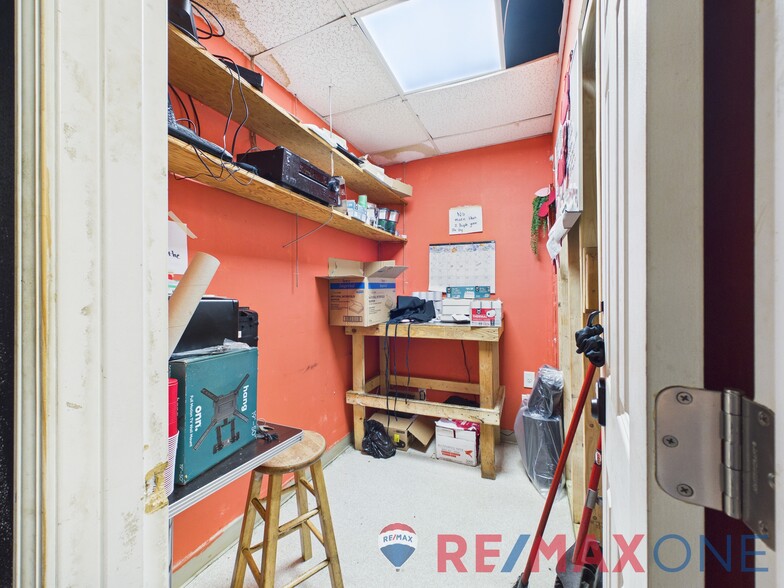 More Photos Of 108 W Kansas Ave, Garden City Office For Sale