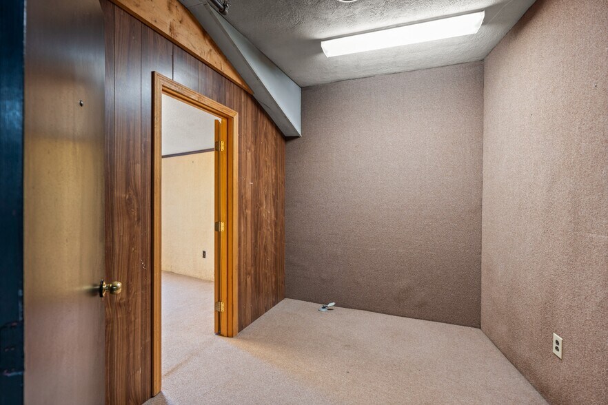 More Photos Of 50 Pleasant St, Norton Storefront Retail Office For Lease