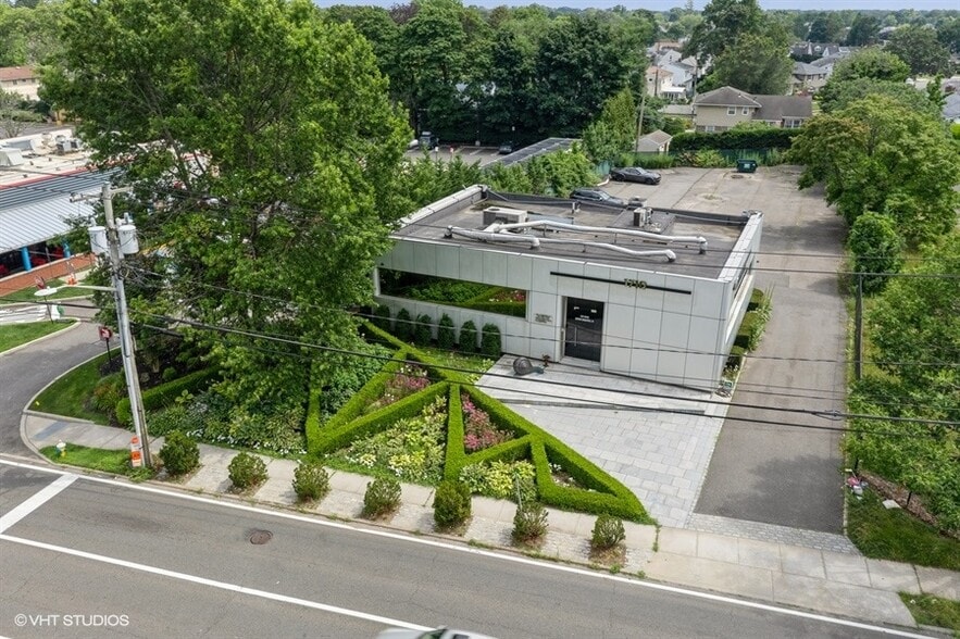 More Photos Of 1710 Hempstead Tpke, East Meadow Office For Sale