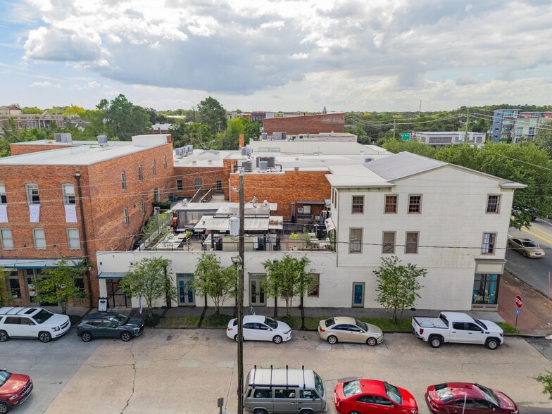 More Photos Of 410 W Jones St, Savannah Office For Lease