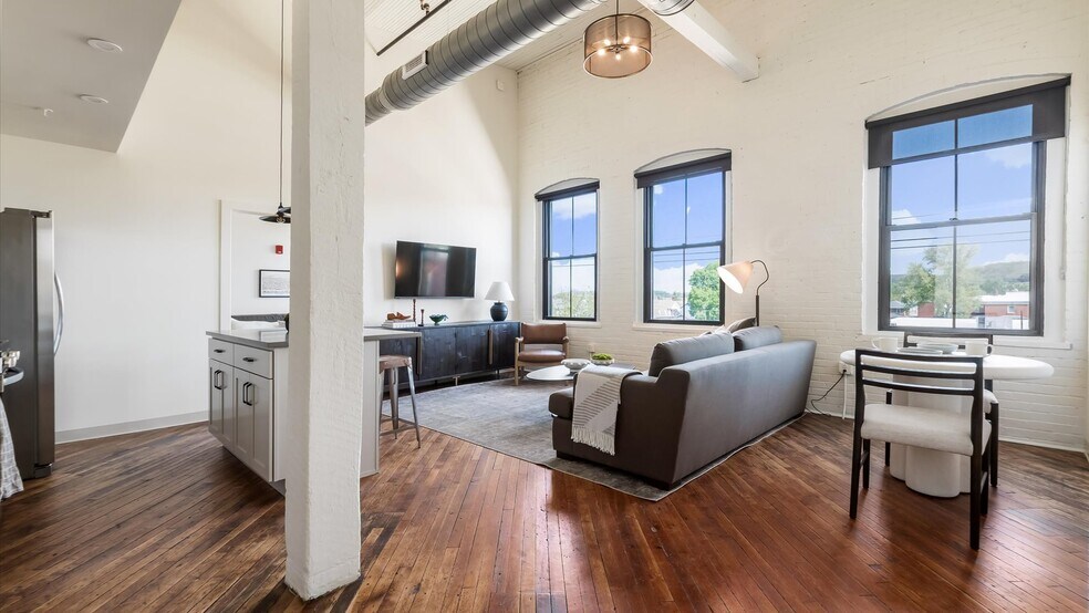 More Photos Of 219 N Columbus St, Lancaster Apartments For Lease