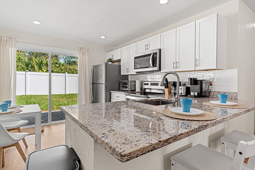 More Photos Of 5070 Orange Blvd, Port Orange Specialty For Sale