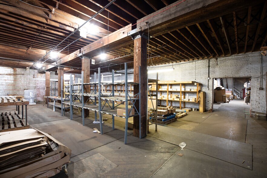 More Photos Of 811 Santa Fe St, Kansas City Warehouse For Sale