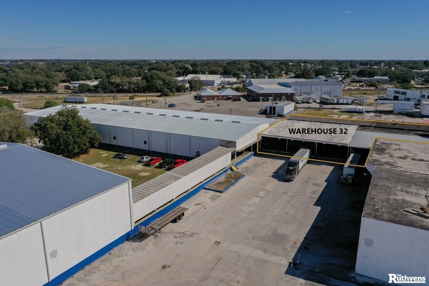 More Photos Of 625 W Bridgers Ave, Auburndale Unknown For Lease