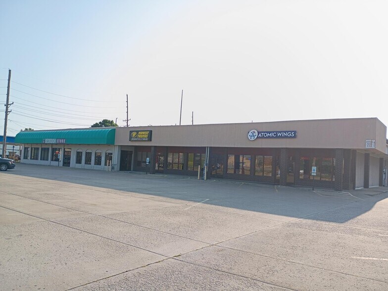 Primary Photo Of 6100-6112 N Illinois St, Fairview Heights Unknown For Lease