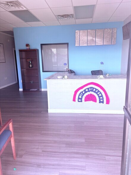 More Photos Of 18434 N 99th Ave, Sun City Storefront For Lease