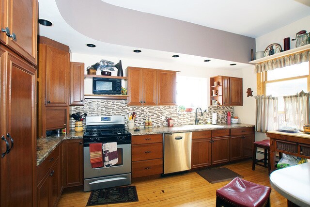 More Photos Of 15909 Nelson Rd, Woodstock Apartments For Sale