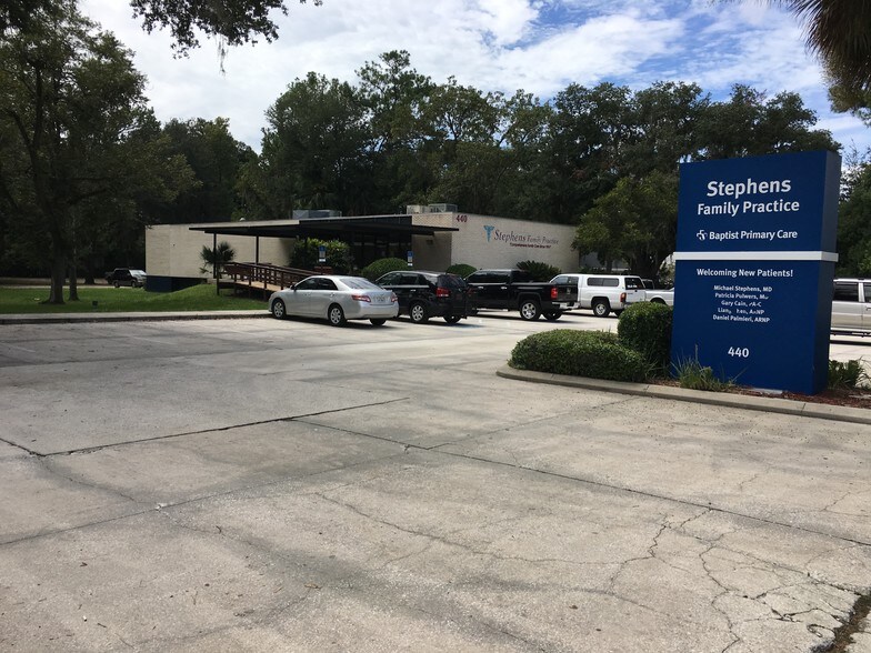 More Photos Of 440 Kingsley Ave, Orange Park Office For Sale