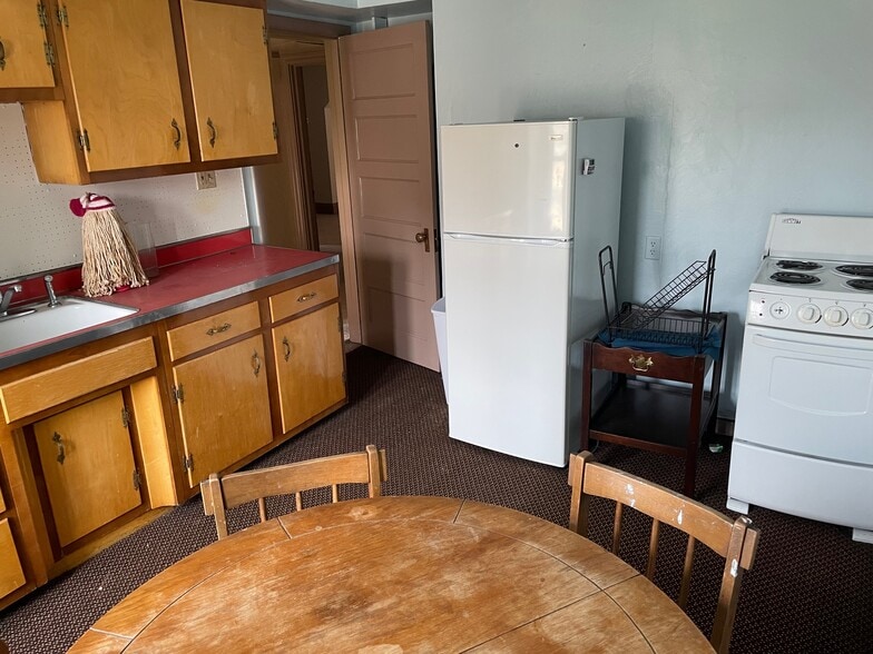 More Photos Of 1014 California Ave, Pittsburgh Storefront Retail Residential For Sale