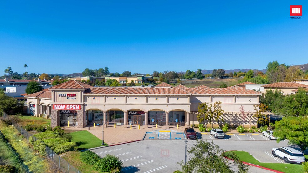 More Photos Of 28610 Canwood St, Agoura Hills Freestanding For Lease