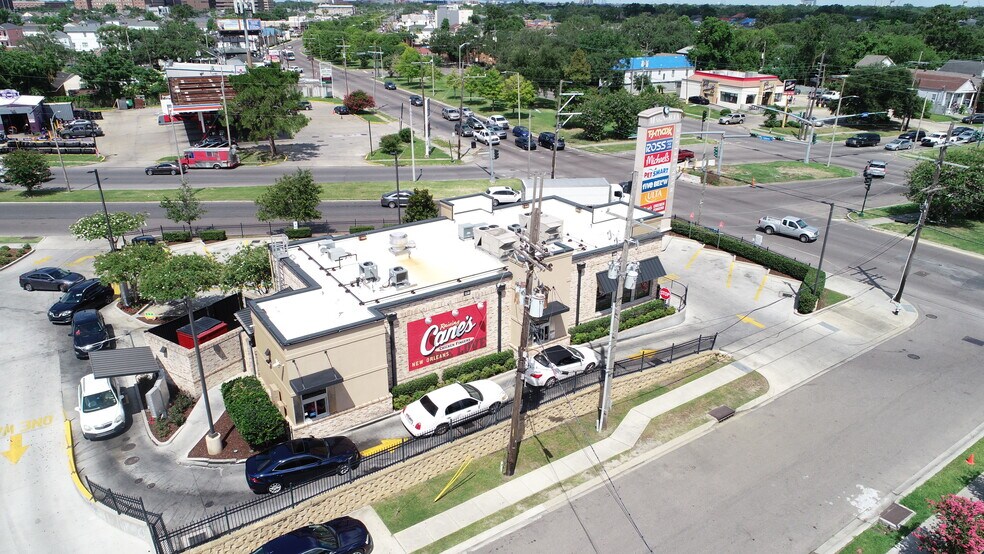 More Photos Of 2900 S Claiborne Ave, New Orleans Freestanding For Sale
