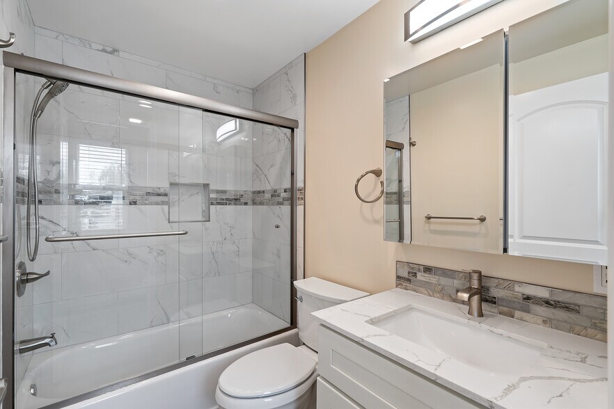 More Photos Of 403 Vera Ave, Redwood City Apartments For Sale