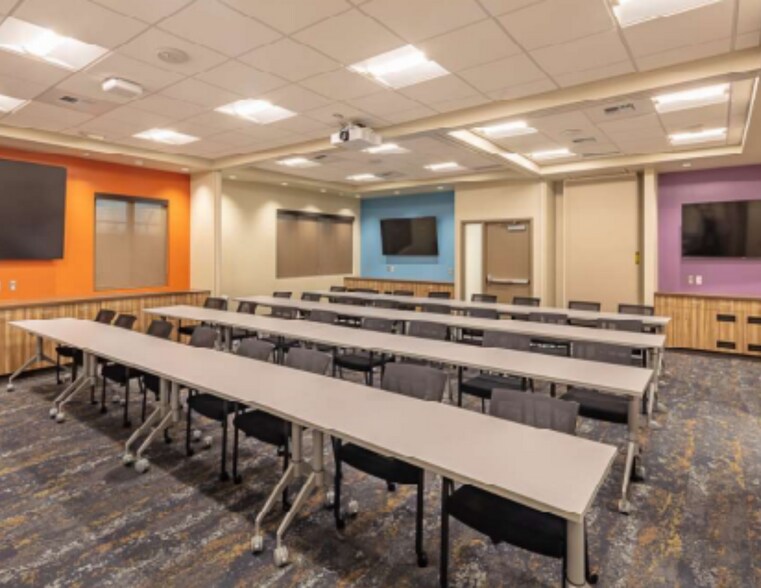 More Photos Of 15918 E Euclid Ave, Spokane Medical For Sale