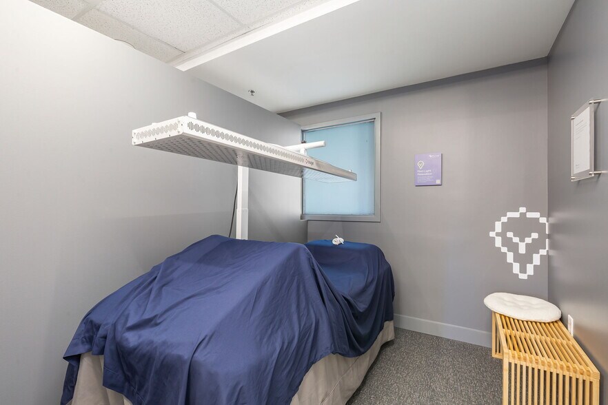 More Photos Of 7301 5th Ave NE, Seattle Office For Sale