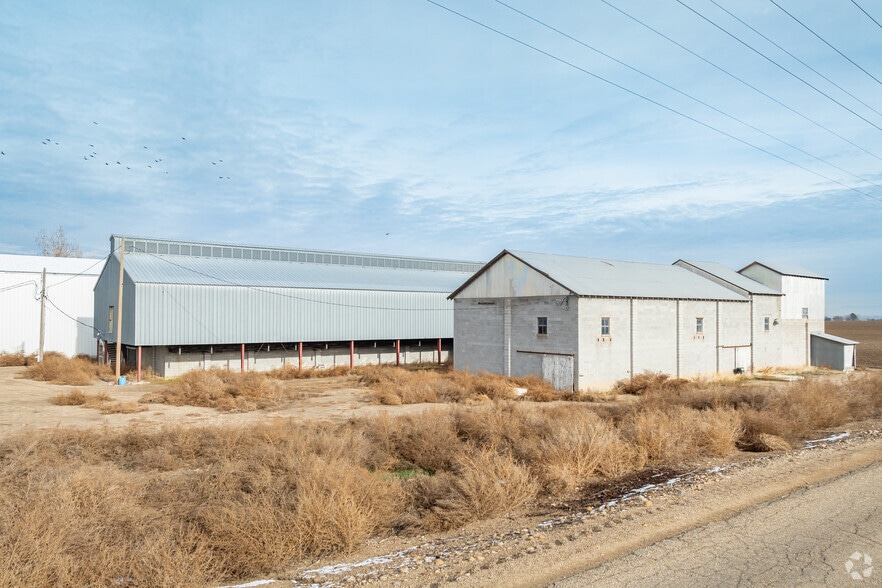 More Photos Of 20102 Tucker Rd., Greenleaf Industrial For Sale