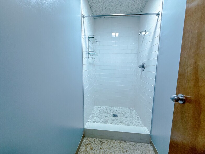 More Photos Of 22335 Exploration Dr, Lexington Park Office For Sale