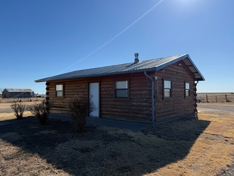 More Photos Of 12136 E Frederic Ave, Pampa Industrial For Sale