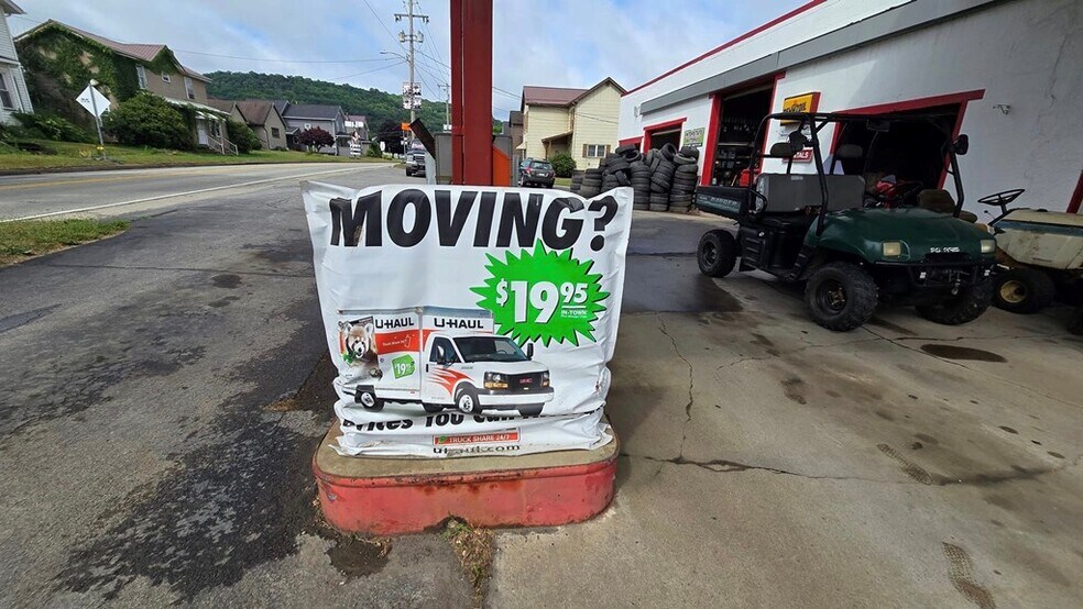 More Photos Of 311 W Broad St, New Bethlehem Specialty For Sale