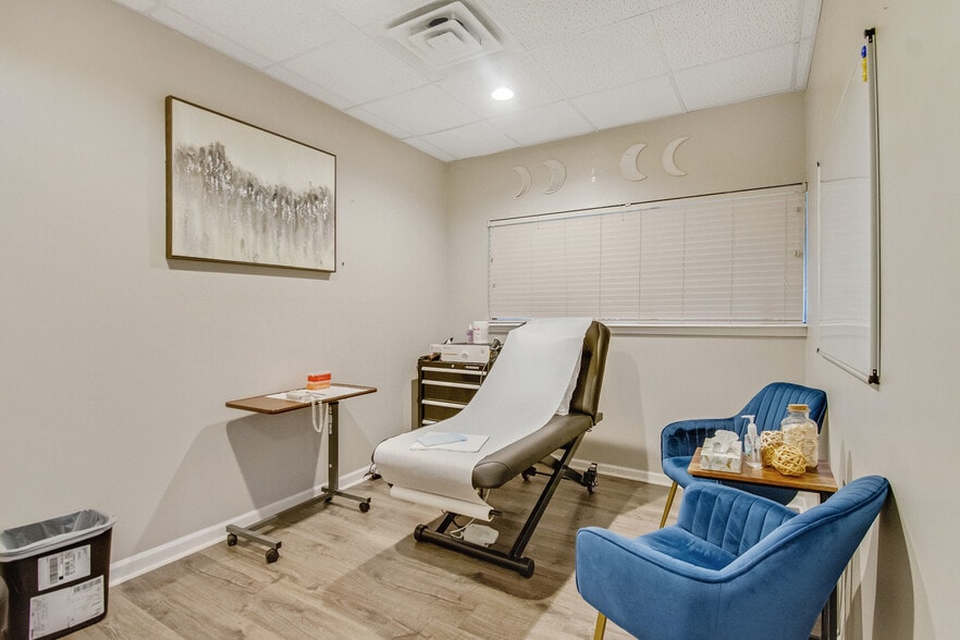 More Photos Of 4540 Southside Blvd, Jacksonville Medical For Sale