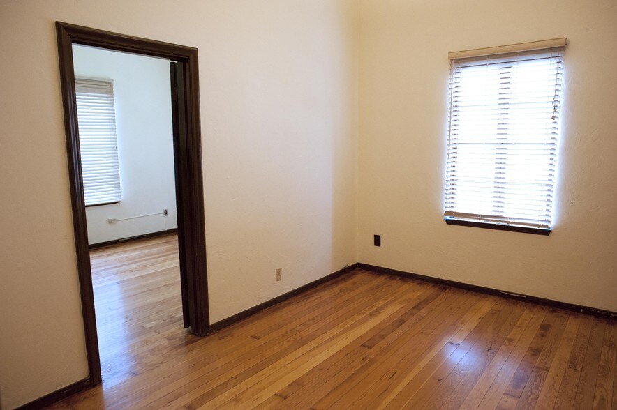 More Photos Of 3630 Telegraph Ave, Oakland Storefront Retail Residential For Sale