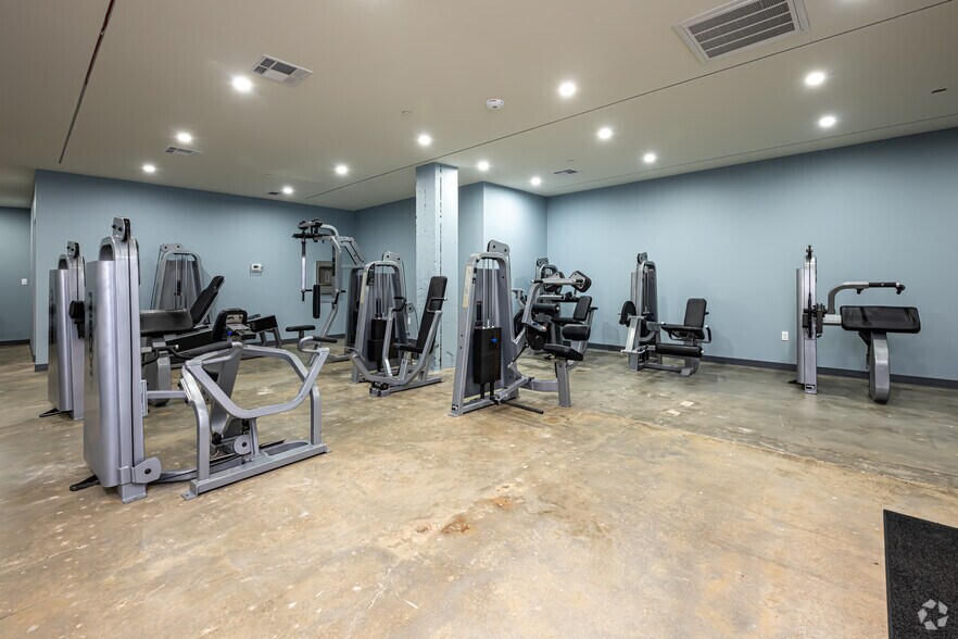 More Photos Of 609 Jackson Ave, New Orleans Multifamily For Sale