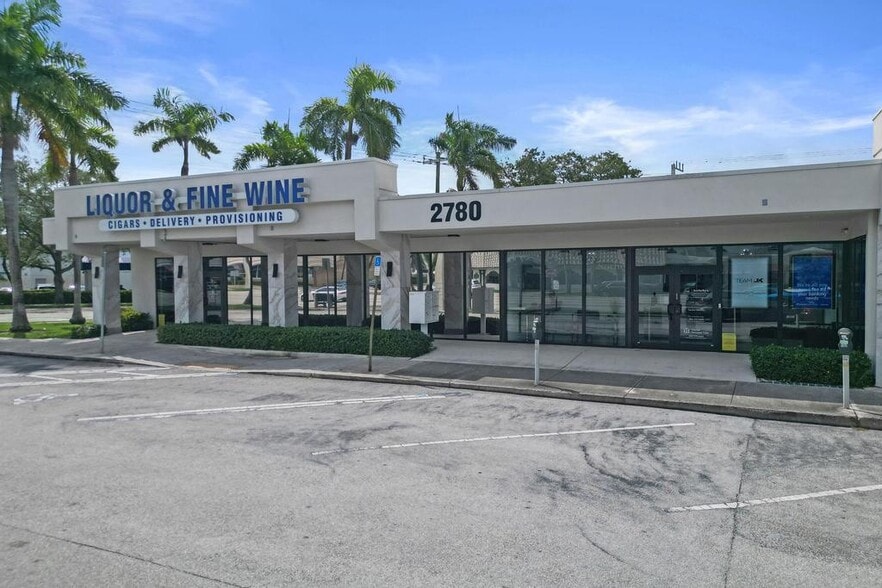More Photos Of 2780 E Oakland Park Blvd, Fort Lauderdale Office For Sale