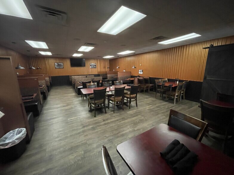 More Photos Of 201 E Main St, Hinton Restaurant For Sale