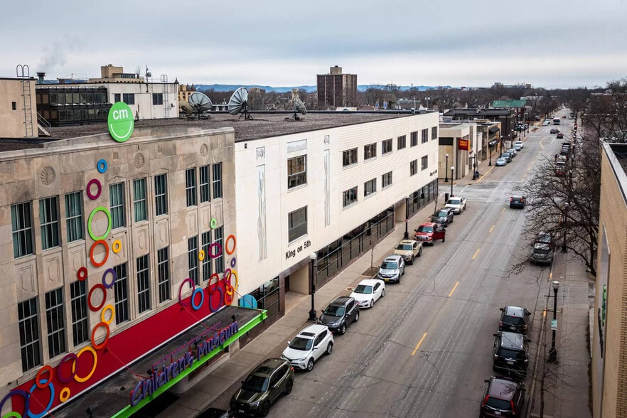 More Photos Of 505 King St, La Crosse Office For Lease