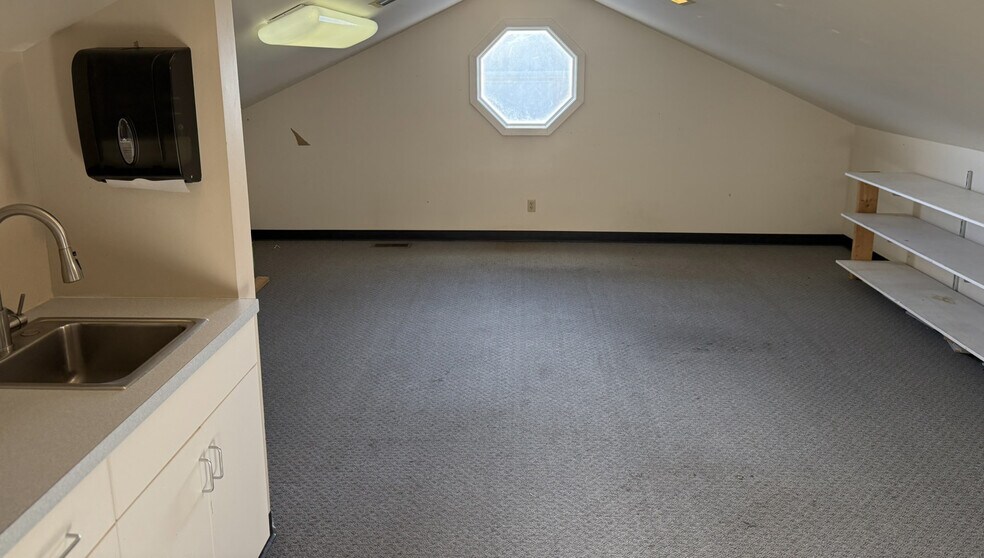 More Photos Of 1956-1964 E Whipp Rd, Dayton Medical For Sale