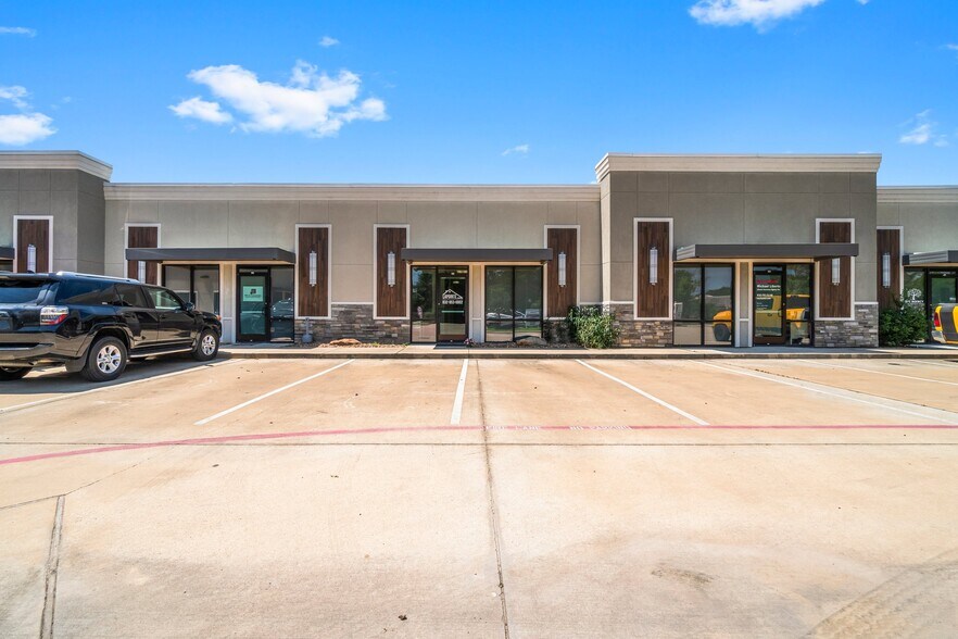 More Photos Of 28789 Hardin Store Rd, Magnolia Office For Sale