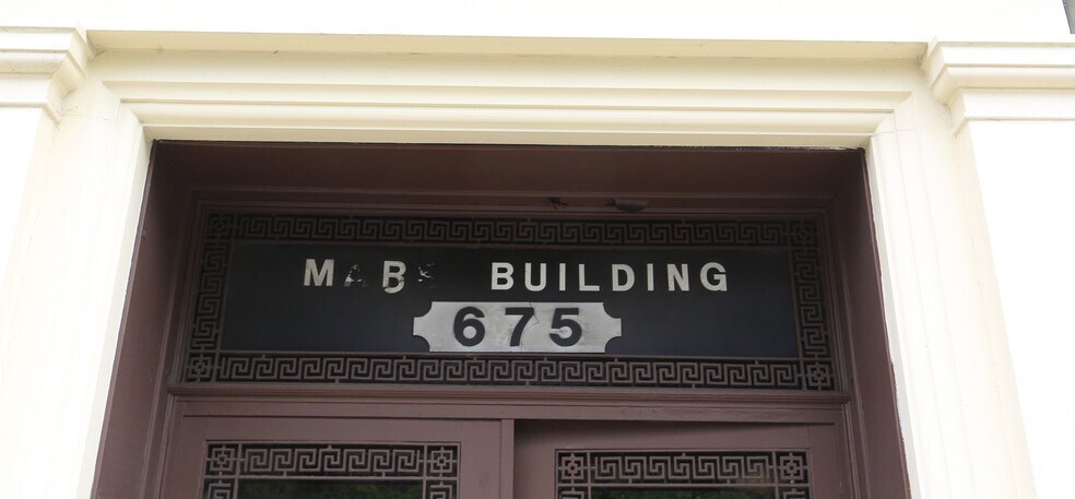 More Photos Of 677 Main St, New Rochelle Storefront Retail Office For Lease