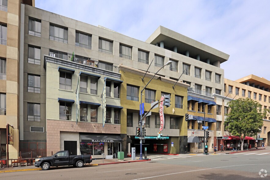 More Photos Of 810 4th Ave, San Diego Apartments For Lease