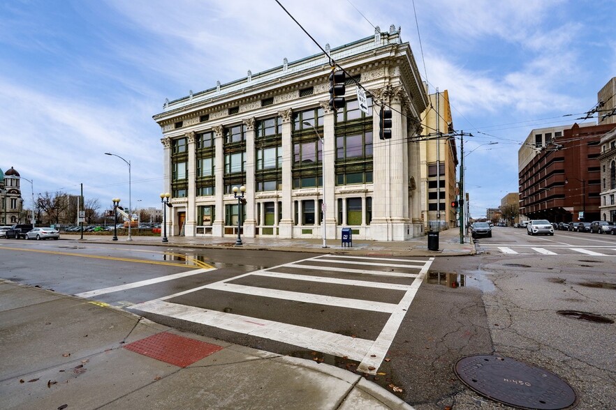 Primary Photo Of 115 W 4th St, Dayton Office For Sale