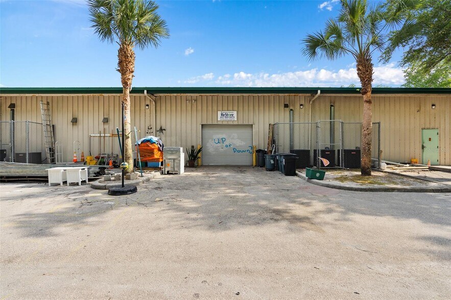 More Photos Of 1100 Americana Blvd, Sanford Warehouse For Sale